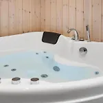 Gorgeous In With Sauna 別荘