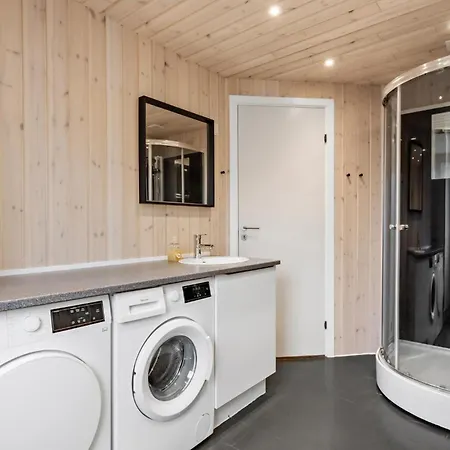 Prázdninový dům Gorgeous In With Sauna Tarm